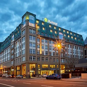 Hotel H+